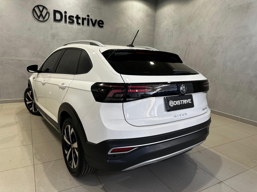 volkswagen nivus 1.0 200 tsi total flex highline automatico 4p 2023