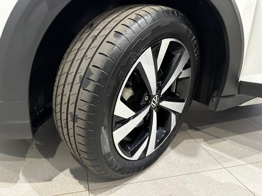 volkswagen nivus 1.0 200 tsi total flex highline automatico 4p 2023