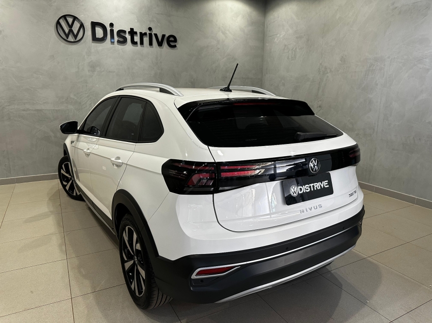 volkswagen nivus 1.0 200 tsi total flex highline automatico 4p 2023