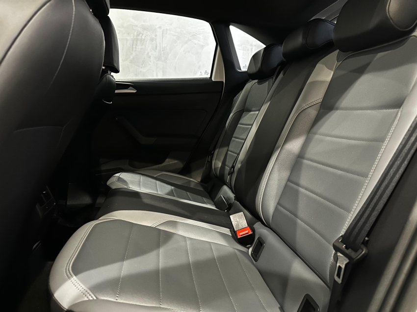 volkswagen nivus 1.0 200 tsi total flex highline automatico 4p 2023