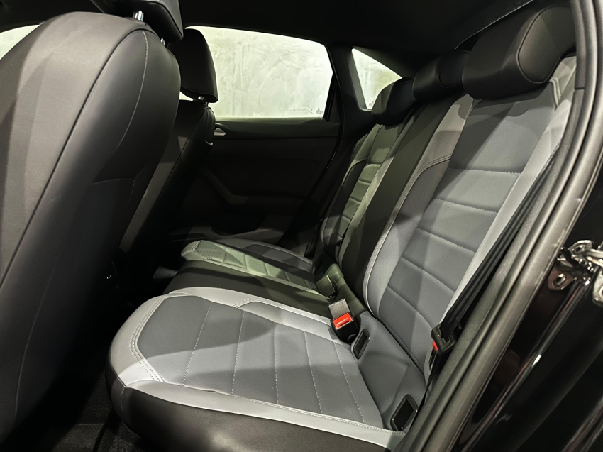 volkswagen nivus 1.0 200 tsi total flex highline automatico 4p 2023