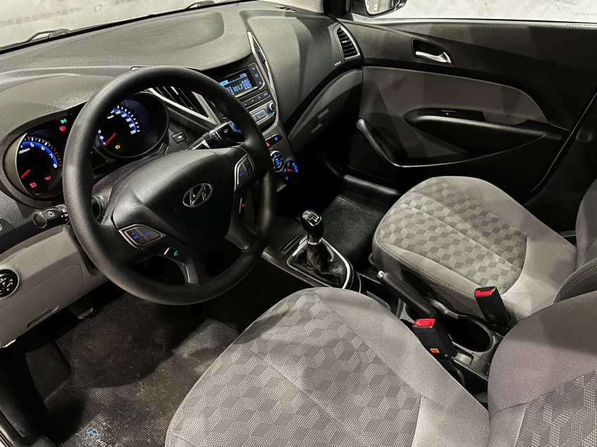 hyundai hb20s 1.6 comfort plus 16v flex 4p manual 2017