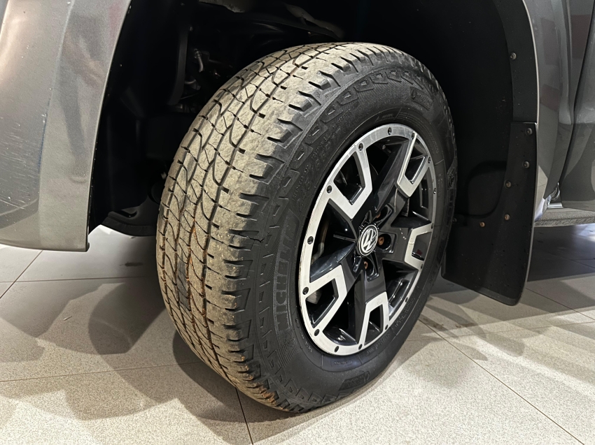 volkswagen amarok 3.0 v6 tdi diesel comfortline cd 4motion automatico 4p 202313 volkswagen amarok 3.0 v6 tdi diesel comfortline cd 4motion automatico 4p 202313