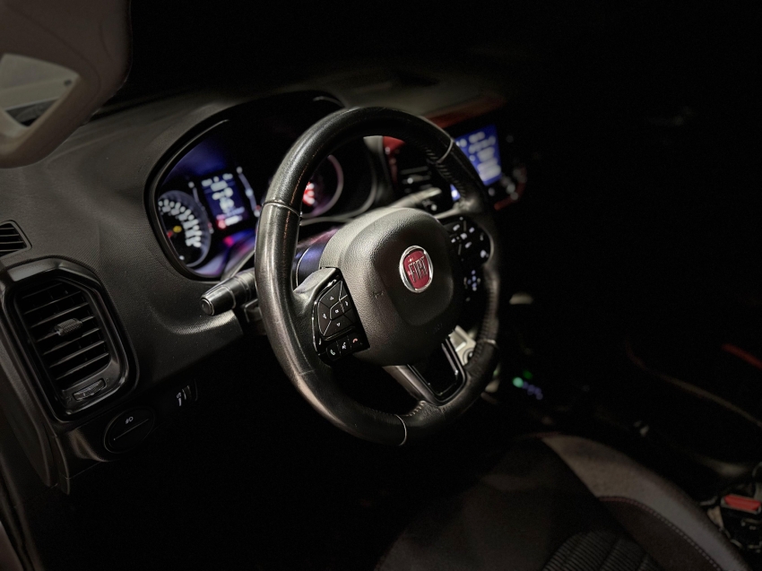 fiat toro 1.8 16v evo flex freedom at6 4p automatico 2021
