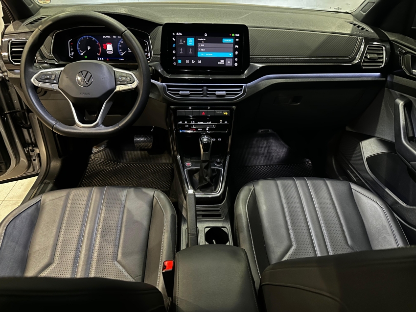 volkswagen t-cross 1.0 200 tsi total flex comfortline automatico 4p 2025