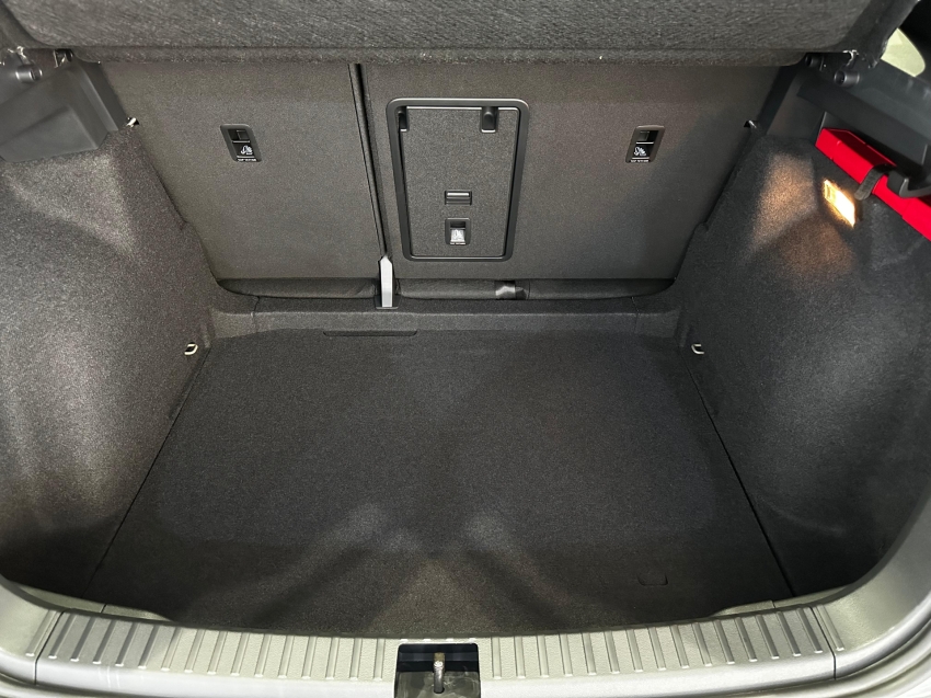 volkswagen taos 1.4 250 tsi total flex highline automatico 4p 2024