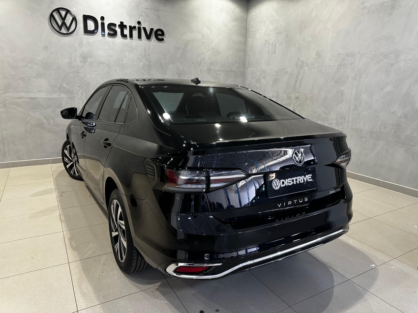 volkswagen virtus 1.0 200 tsi highline automatico flex 4p 2024