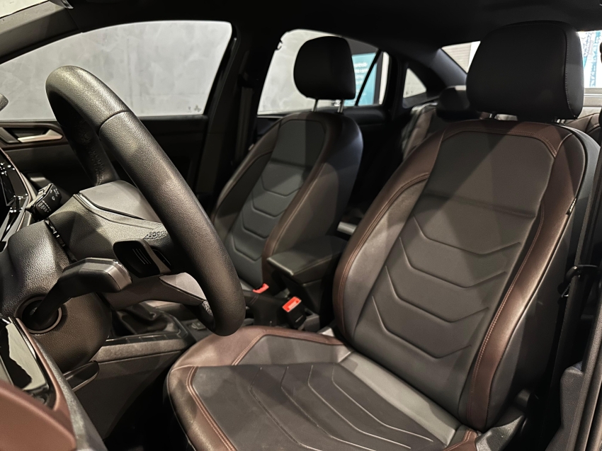 volkswagen virtus 1.0 200 tsi highline automatico flex 4p 2024