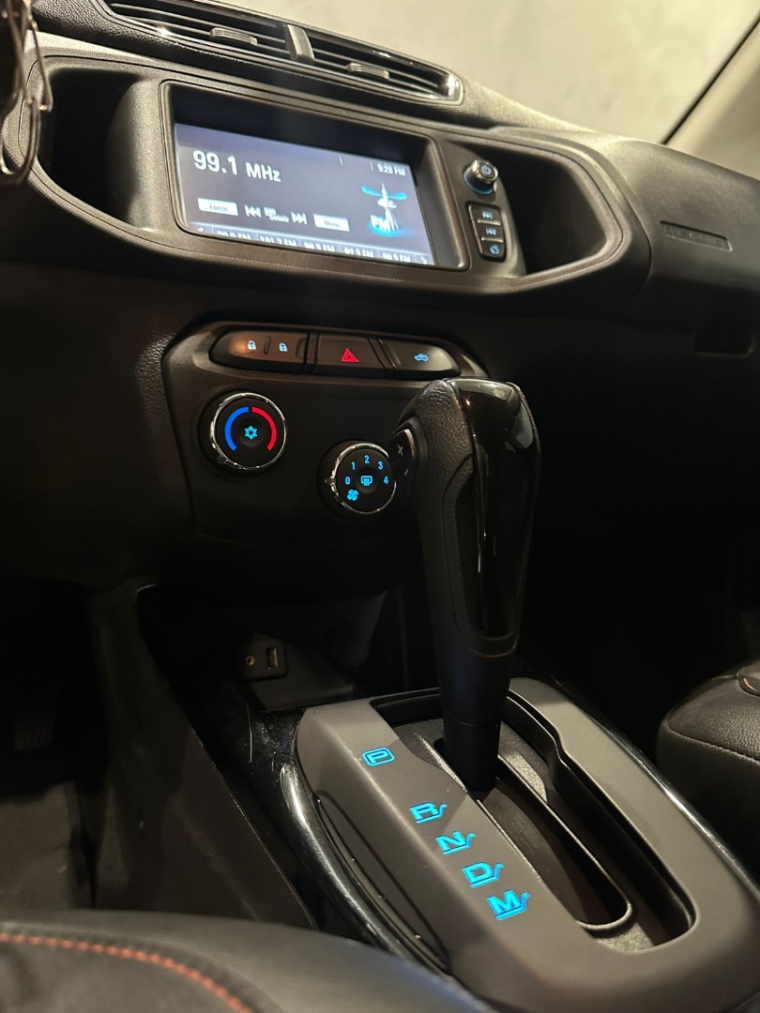 chevrolet onix 1.4 mpfi ltz 8v flex 4p automatico 20188 chevrolet onix 1.4 mpfi ltz 8v flex 4p automatico 20188