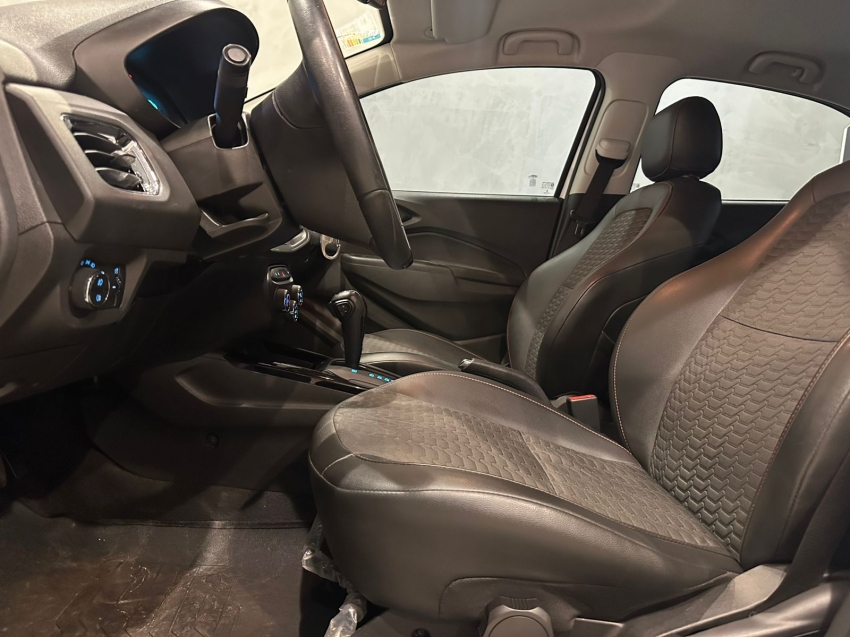 chevrolet onix 1.4 mpfi ltz 8v flex 4p automatico 201811 chevrolet onix 1.4 mpfi ltz 8v flex 4p automatico 201811