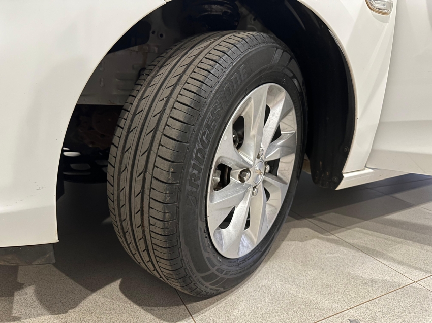 chevrolet onix 1.0 turbo flex ltz manual 4p 202013 chevrolet onix 1.0 turbo flex ltz manual 4p 202013