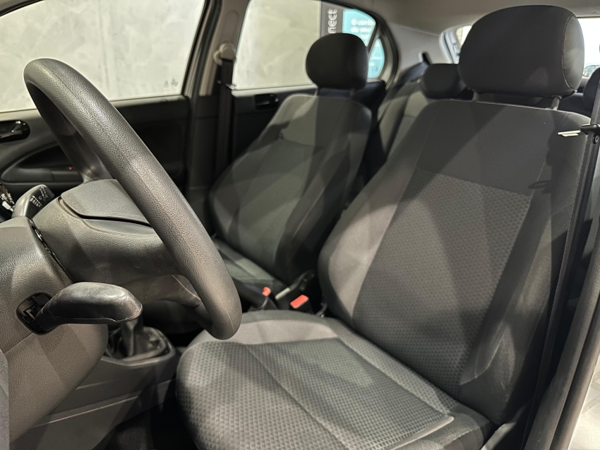 volkswagen gol 1.6 msi totalflex 4p manual flex 202210 volkswagen gol 1.6 msi totalflex 4p manual flex 202210