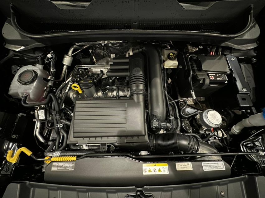 volkswagen t-cross 1.4 250 tsi total flex highline automatico 1.0 4p 202515