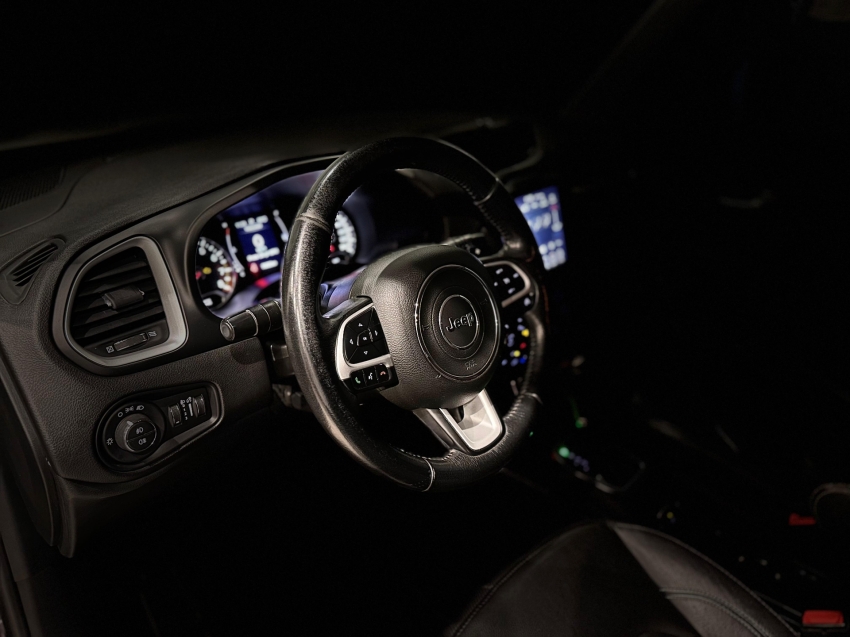 jeep renegade 1.8 16v flex longitude 4p automatico 20214 jeep renegade 1.8 16v flex longitude 4p automatico 20214