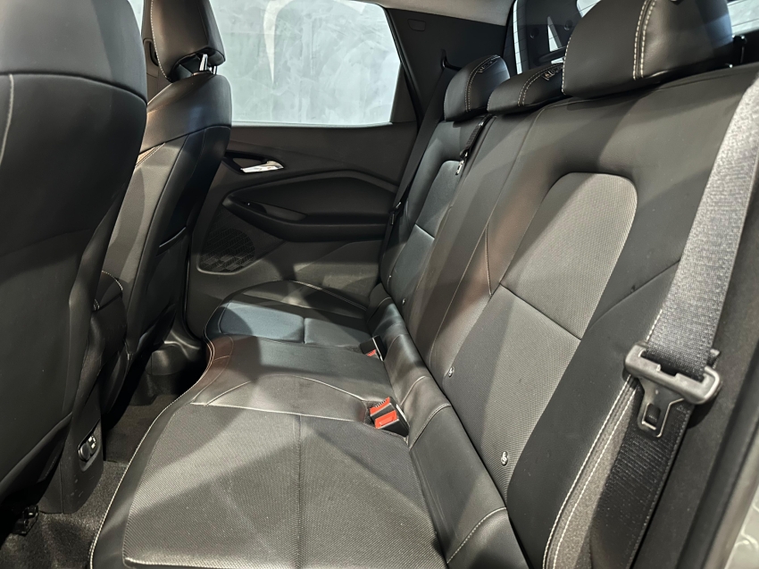 chevrolet montana 1.2 turbo flex premier automatico 1.0 4p 202512 chevrolet montana 1.2 turbo flex premier automatico 1.0 4p 202512