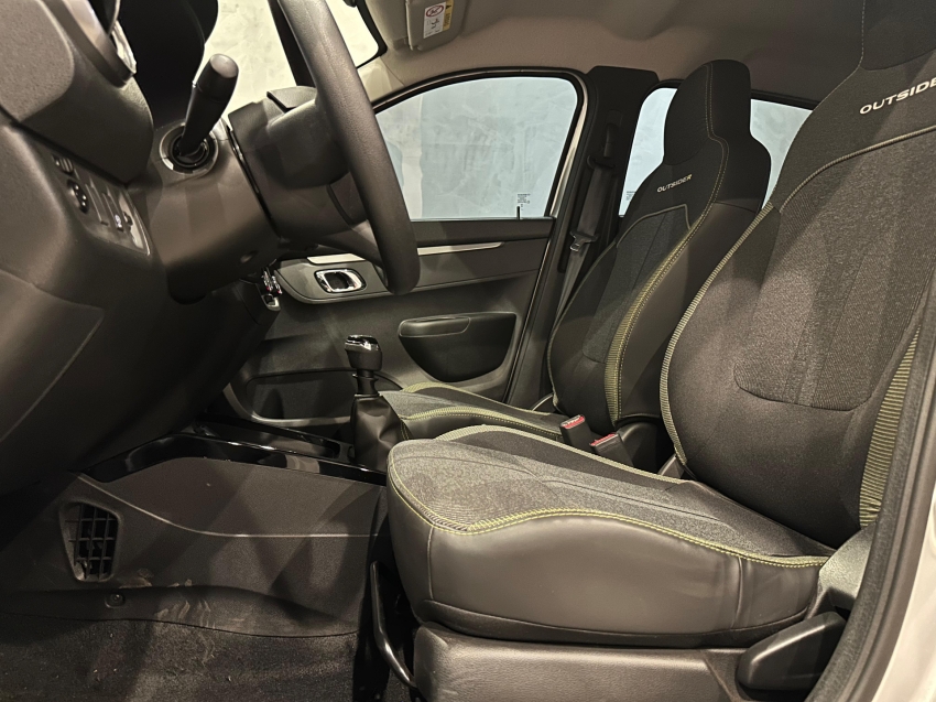 renault kwid 1.0 12v sce flex outsider manual 4p 20258 renault kwid 1.0 12v sce flex outsider manual 4p 20258