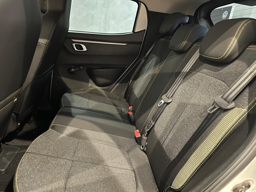 renault kwid 1.0 12v sce flex outsider manual 4p 202510 renault kwid 1.0 12v sce flex outsider manual 4p 202510