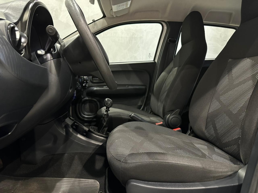 fiat mobi 1.0 evo flex like. manual 4p 202011