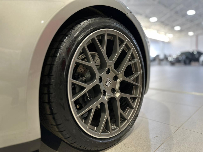 porsche 911 3.0 24v h6 gasolina carrera pdk 2.9 2p automatico 202419