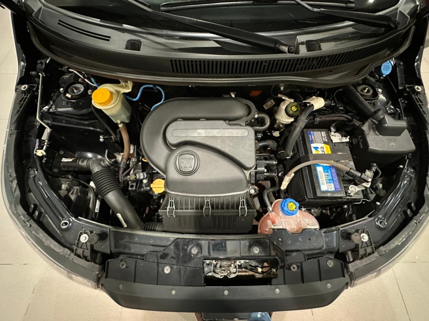 fiat mobi 1.0 firefly flex like. manual 4p 202511