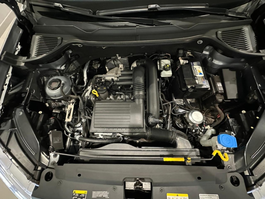 volkswagen taos 1.4 250 tsi total flex highline automatico 4p 202214