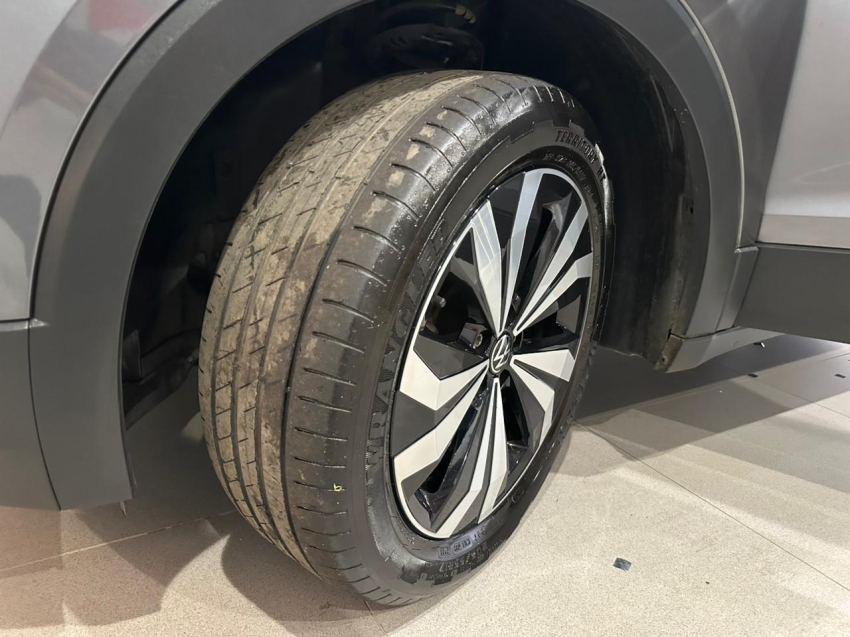 volkswagen t-cross 1.0 200 tsi total flex comfortline automatico 4p 202413