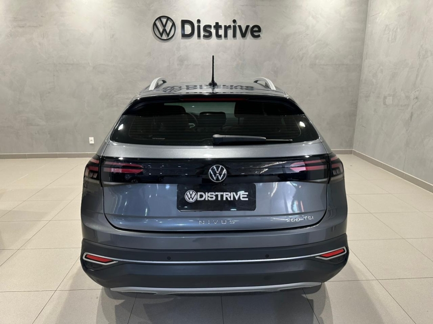 volkswagen nivus 1.0 200 tsi total flex highline automatico 4p 20242