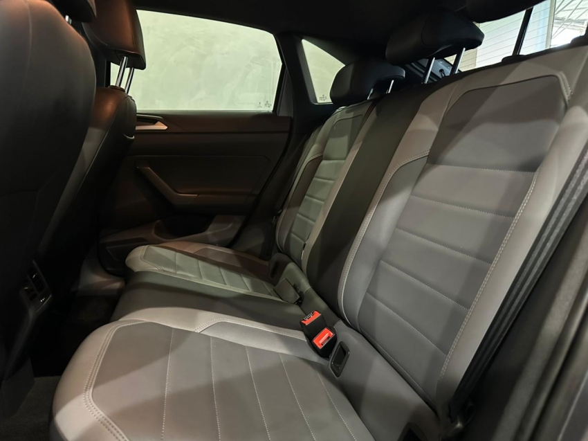 volkswagen nivus 1.0 200 tsi total flex highline automatico 4p 202411