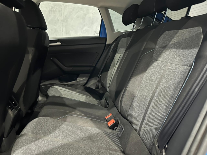 volkswagen nivus 1.0 200 tsi total flex comfortline automatico 4p 202511