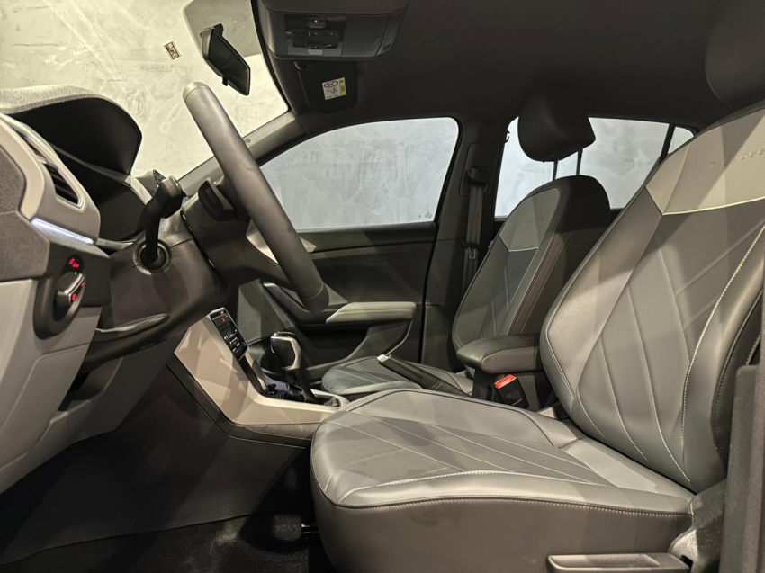 volkswagen t-cross 1.0 200 tsi total flex comfortline automatico 4p 202511