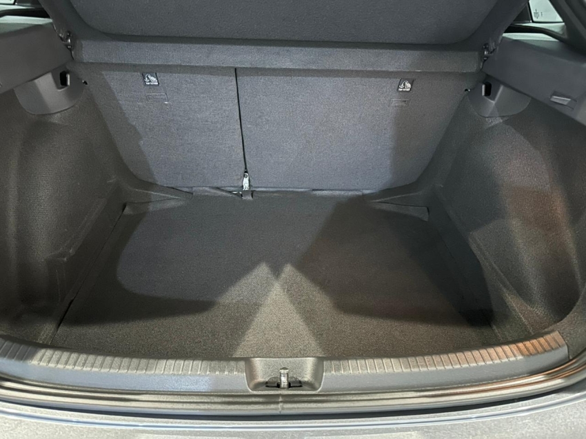 volkswagen nivus 1.0 200 tsi total flex highline automatico 4p 202513