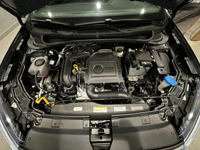 volkswagen nivus 1.0 200 tsi total flex highline automatico 4p 202515