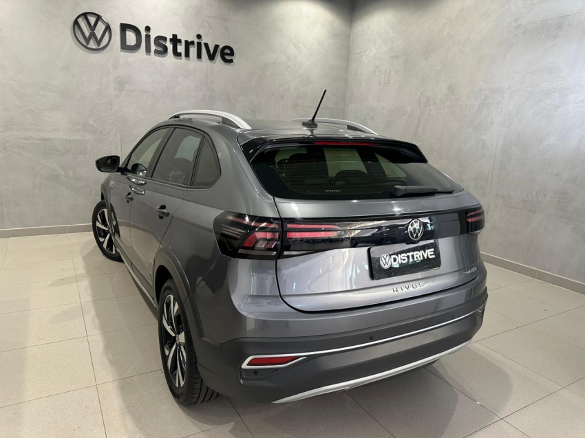 volkswagen nivus 1.0 200 tsi total flex highline automatico 4p 20243