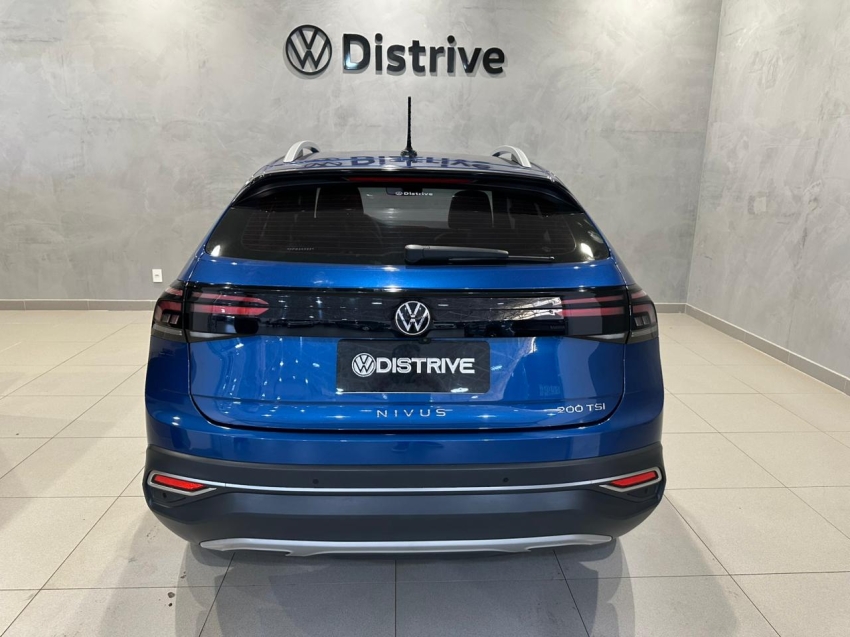 volkswagen nivus 1.0 200 tsi total flex highline automatico 4p 20233