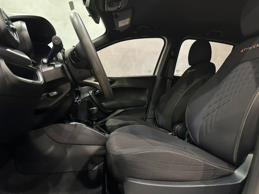 fiat argo 1.3 firefly flex trekking manual 4p 202010