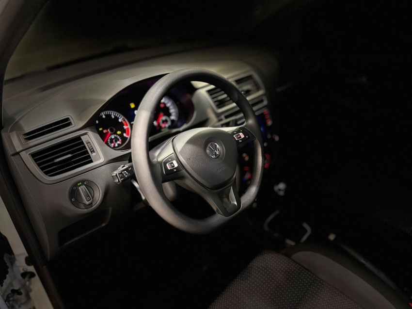 volkswagen fox 1.6 msi total flex connect 4p manual 20214