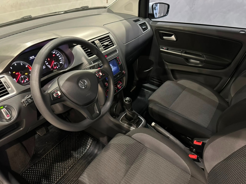 volkswagen fox 1.6 msi total flex connect 4p manual 20216