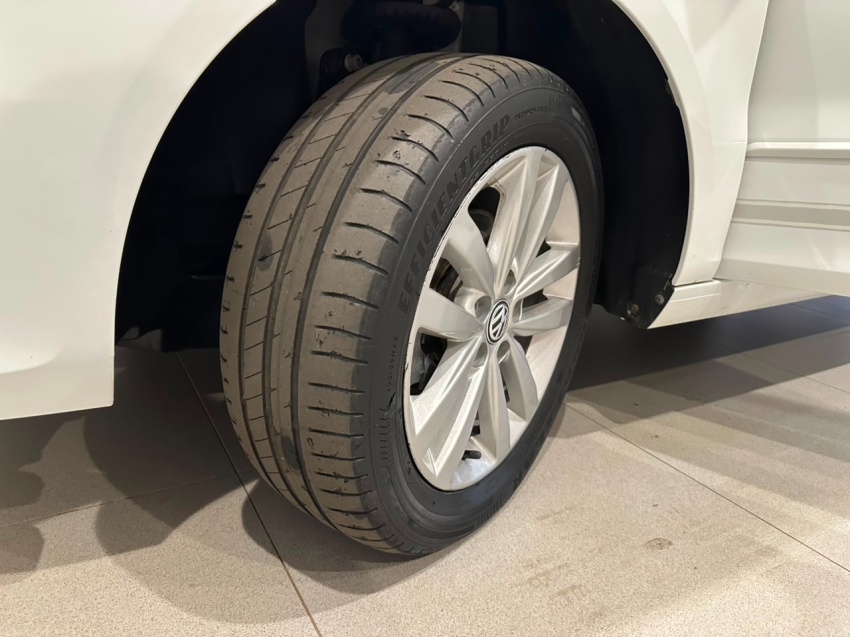 volkswagen fox 1.6 msi total flex connect 4p manual 202114