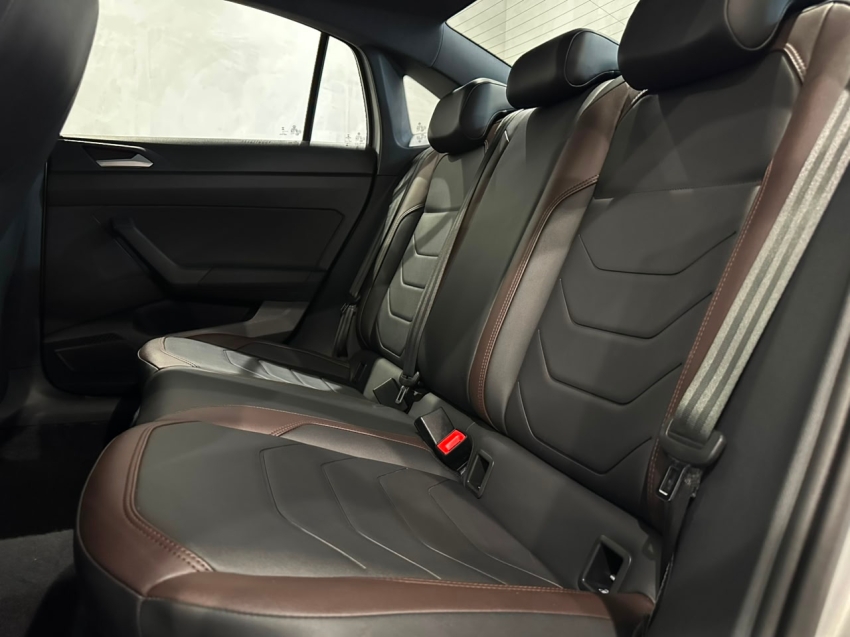 volkswagen virtus 1.0 200 tsi highline automatico flex 4p 202312