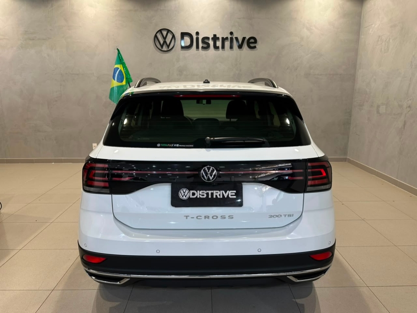 volkswagen t-cross 1.0 200 tsi total flex comfortline automatico 4p 20243