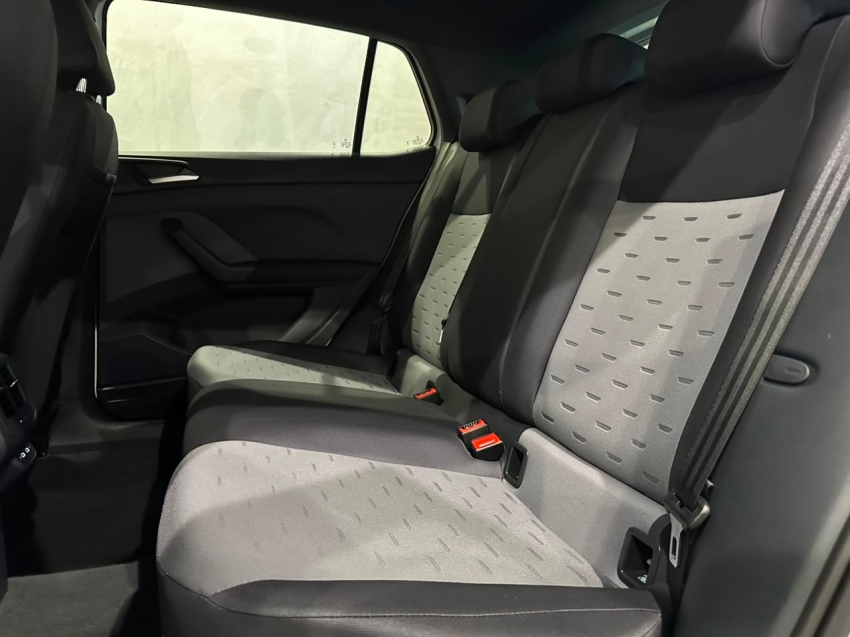 volkswagen t-cross 1.0 200 tsi total flex comfortline automatico 4p 202412