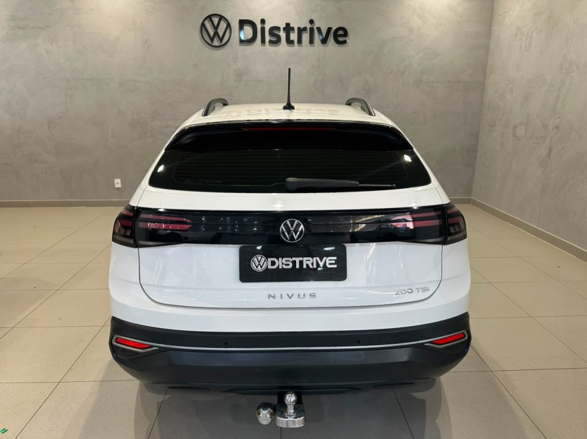 volkswagen nivus 1.0 200 tsi total flex comfortline automatico 4p 20213