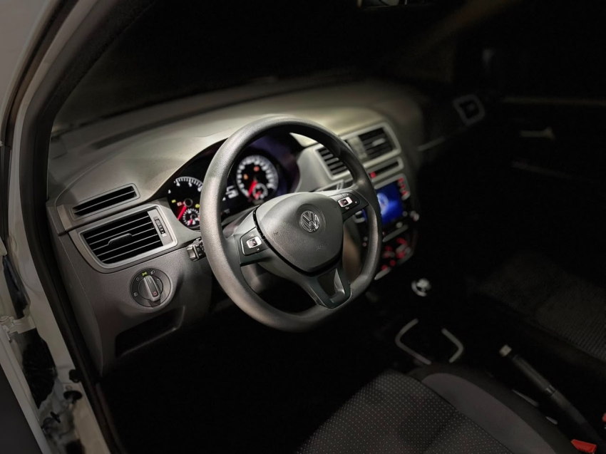 volkswagen fox 1.6 msi total flex connect 4p manual 20205