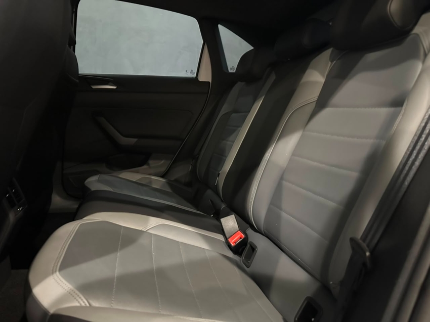 volkswagen nivus 1.0 200 tsi total flex highline automatico 4p 202411