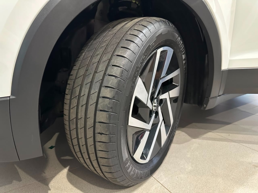 volkswagen t-cross 1.0 200 tsi total flex comfortline automatico 4p 202514