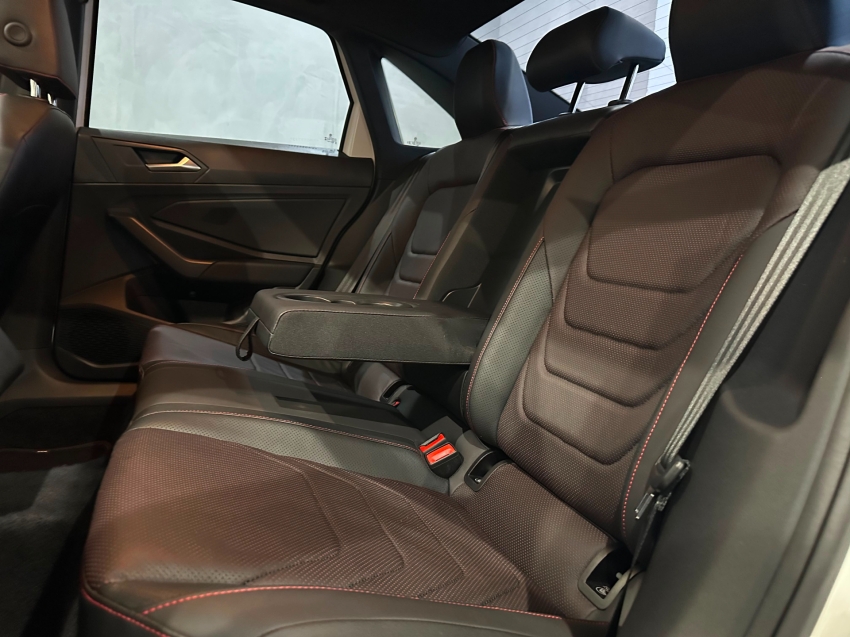 volkswagen jetta 2.0 350 tsi gasolina gli dsg 4p automatico 202413