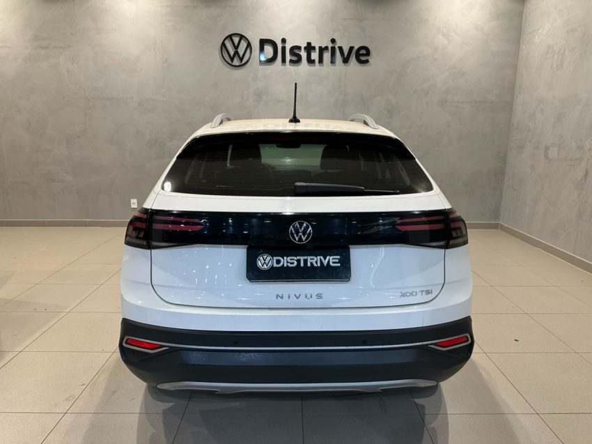volkswagen nivus 1.0 200 tsi total flex highline automatico 4p 20243