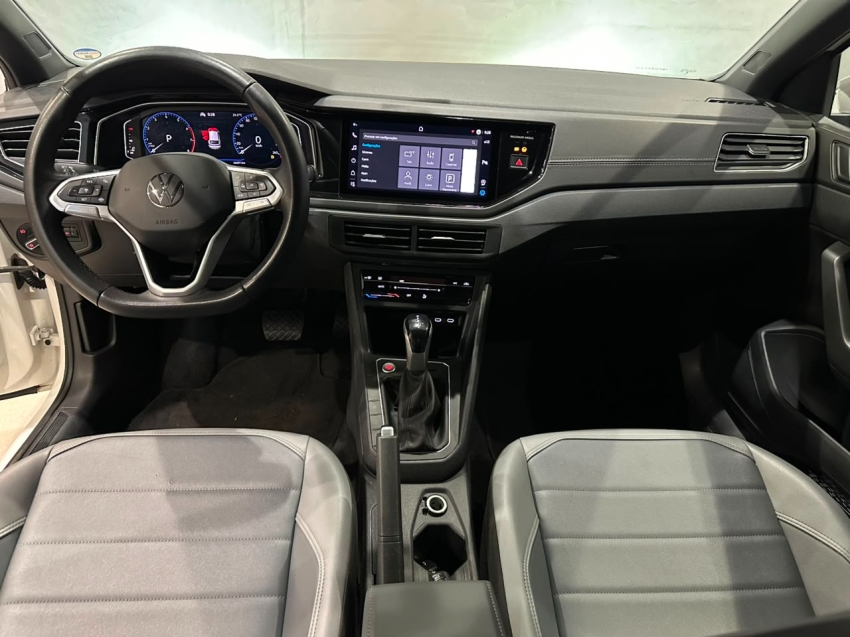 volkswagen nivus 1.0 200 tsi total flex highline automatico 4p 20246