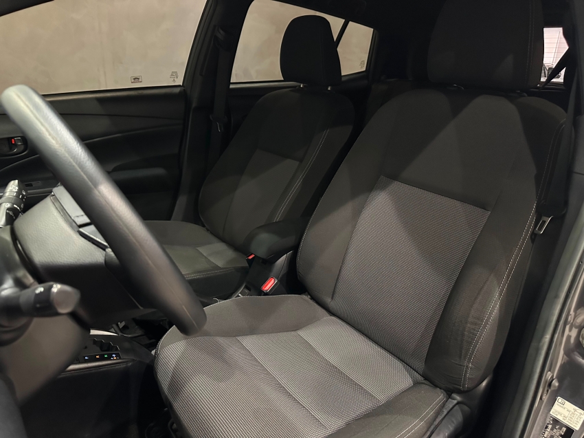 toyota yaris 1.5 16v flex xl plus connect multidrive 4p automatico 202210