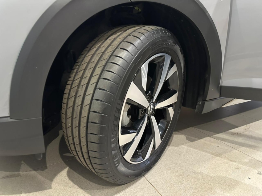 volkswagen nivus 1.0 200 tsi total flex highline automatico 4p 202415